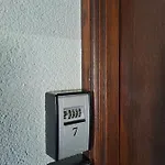 Am Kreuzbergl, 34qm, 1-2 Gaeste, Gratis Parkplaetze & Self Check-in *
