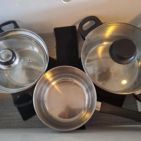 Am Kreuzbergl, 34qm, 1-2 Gaeste, Gratis Parkplaetze & Self Check-in Apartmán Klagenfurt am Woerthersee