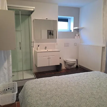 Apartment, 34qm, 1-2 Guests, Free Parking & Self Check-in * Klagenfurt am Woerthersee