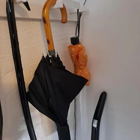 Am Kreuzbergl, 34qm, 1-2 Gaeste, Gratis Parkplaetze & Self Check-in