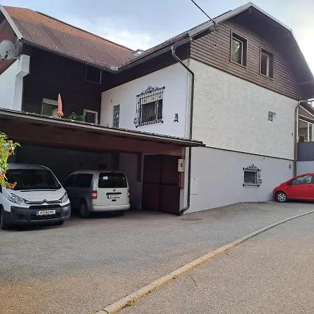 Am Kreuzbergl, 34qm, 1-2 Gaeste, Gratis Parkplaetze & Self Check-in Klagenfurt am Woerthersee