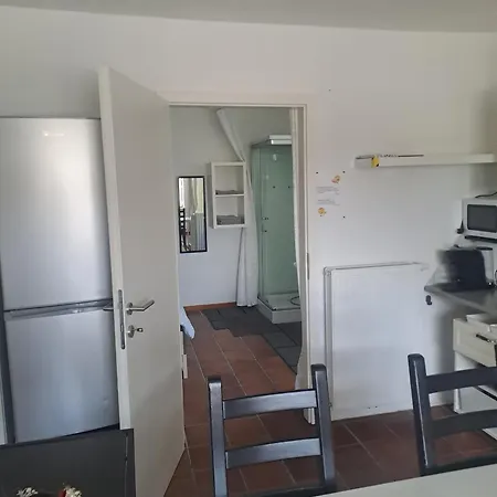 Am Kreuzbergl, 34qm, 1-2 Gaeste, Gratis Parkplaetze & Self Check-in