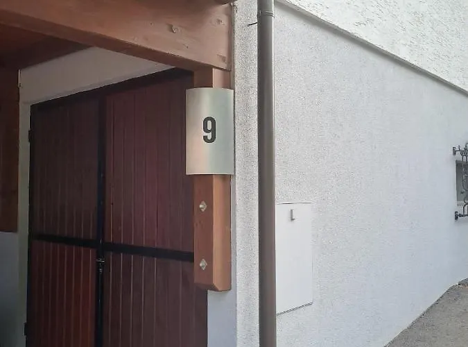 Am Kreuzbergl, 34qm, 1-2 Gaeste, Gratis Parkplaetze & Self Check-in קלגנפורט